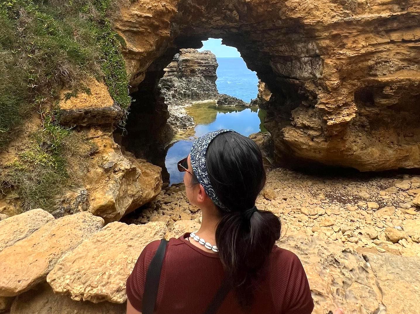 dissertationonline | The Grotto: Natural Wonder of the Great Ocean Road